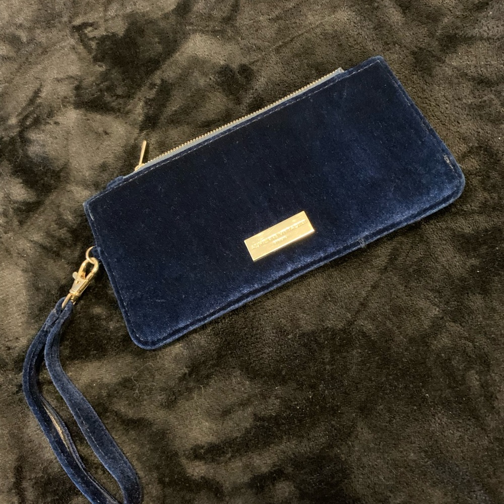 Adrienne Vittadini Clutch
